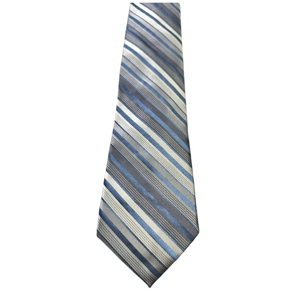 🌸Van Heusen- Blue/Silver Stripe Tie